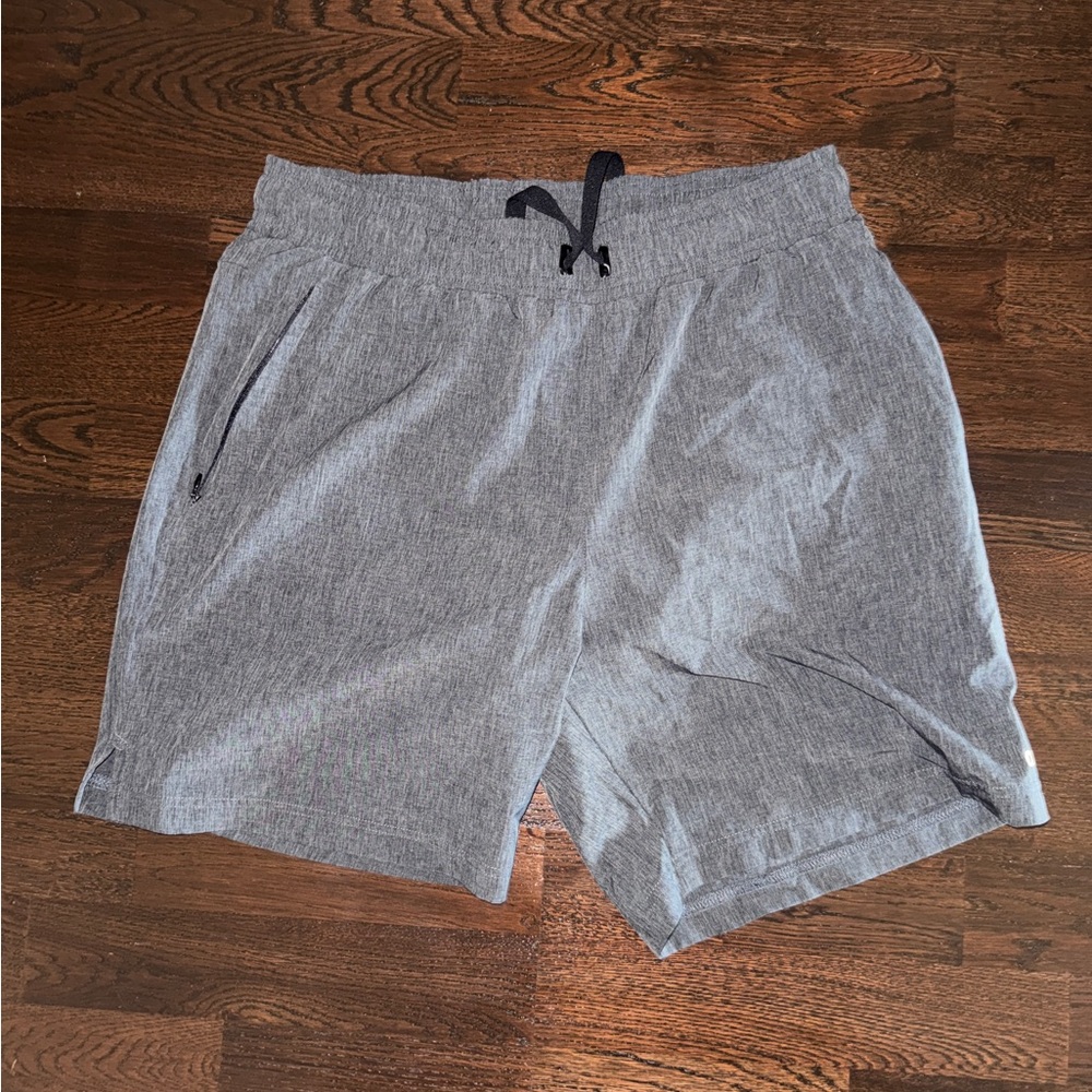 Alo Gray Men's Casual Shorts - Liner